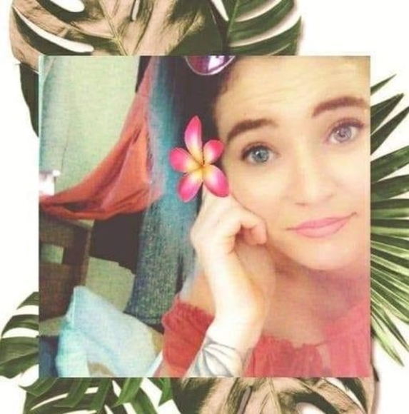 Meet your Posher, Katina - Picture 1 of 1